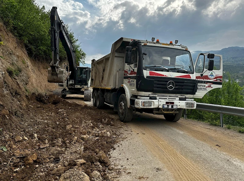 ATATEPE YOLUNDA YOL AÇMA VE KANAL AÇMA ÇALIŞMASI