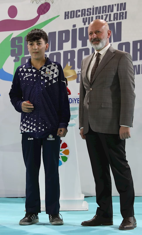 BAŞKAN ÇOLAKBAYRAKDAR, “SPORCULARIMIZLA DÜNYA ŞAMPİYONLUKLARINA YELKEN AÇIYORUZ”
