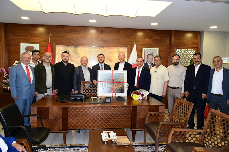 Karabük Yeniceliler Eğitim Kültür ve Yardımlaşma Derneğinden Belediye Başkanımız Özkan Çetinkaya’ya Ziyaret