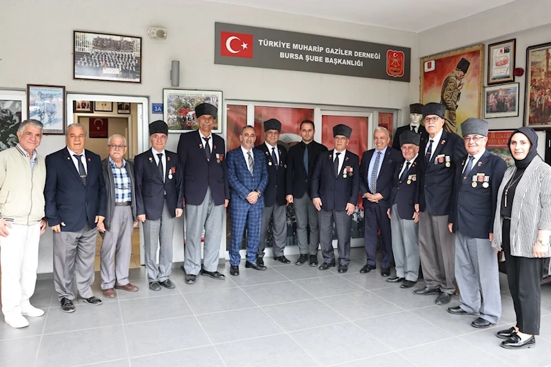 Başkan Özdemir şehit yakınlarını ve gazileri ziyaret etti