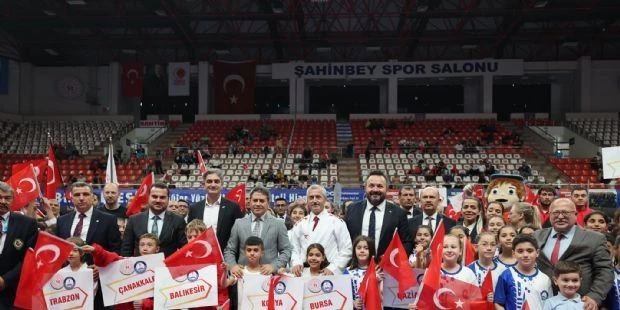 Belediyemiz Minik Karatecileri Ağırladı