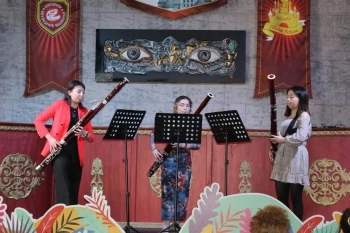 ŞATODA ÇALGILARLA TANIŞMA