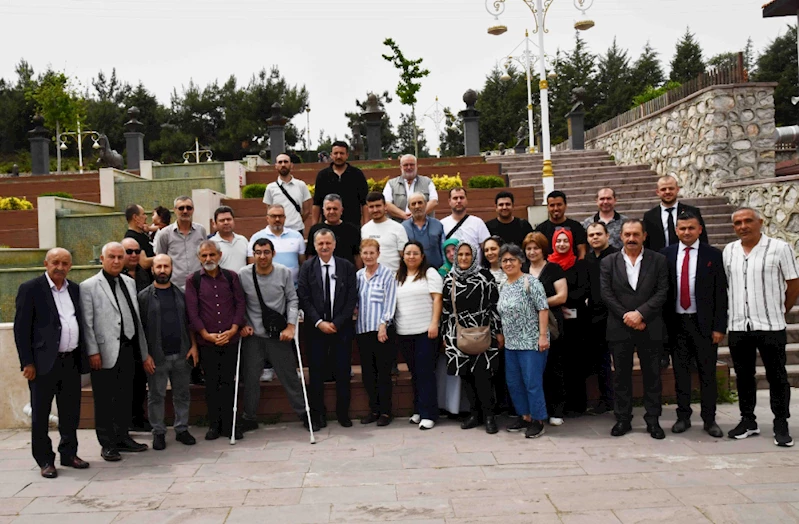 BAŞKAN BALABAN TOKİ MAĞDURLARINI DİNLEDİ