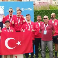 ÜMRANİYELİ DOWN SENDROMLU SPORCULAR TÜRKİYE REKORU KIRDI