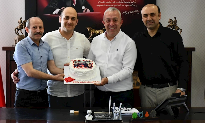 BELEDİYE BAŞKANIMIZ SAYIN BİLGEHAN ERDEM’İ, NANNA PASTANELERİ YÖNETİM KURULU ZİYARET ETTİ