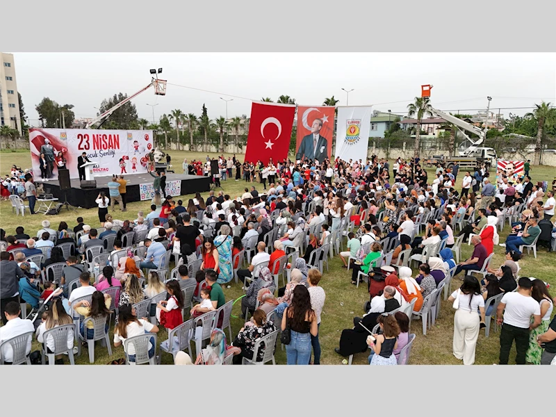 BİR BAŞKAN, YÜZLERCE MİNİĞİN GÜLÜMSEMESİ