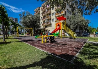 Buca’nın parklarında yaza hazırlık