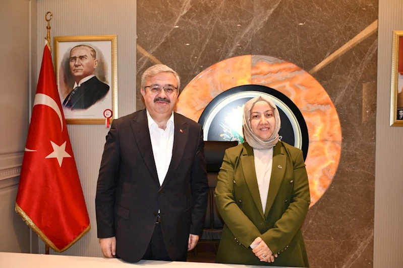 İbrahim Yurdunuseven’den, Başkan Seyhan Kılınçarslan’a Hayırlı Olsun Ziyareti