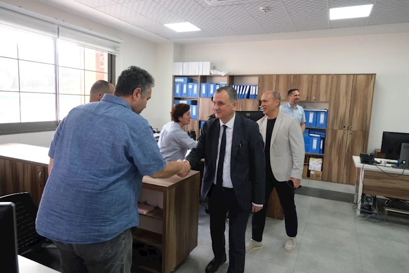 BAŞKAN BALABAN PERSONELİYLE BAYRAMLAŞTI
