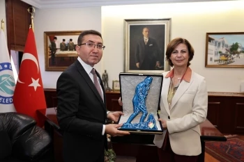 ESKİŞEHİR BAROSU’NDAN ÜNLÜCE’YE TEBRİK ZİYARETİ