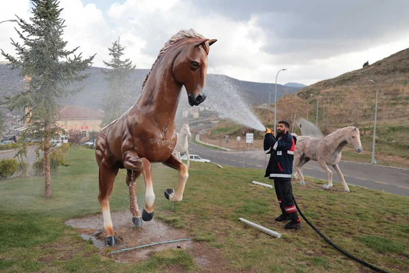 Kale Çevresi Ve Kayaşehir’de Bayram Temizliği