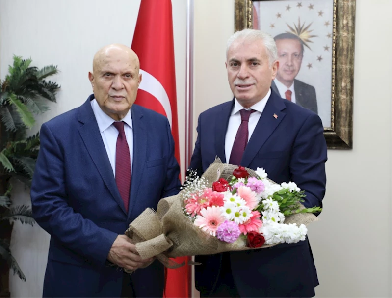 BELEDİYEMİZDE DEVİR TESLİM TÖRENİ GERÇEKLEŞTİRİLDİ