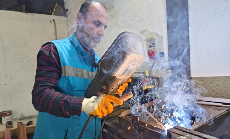 Eyyübiye Belediyesi Atölyesi Fabrika Gibi Çalışıyor