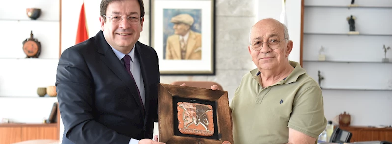 İsmail Özay
