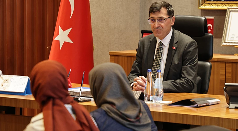 ŞEHİT ANNELERİNİ BAŞKANLIK MAKAMINDA AĞIRLADIK