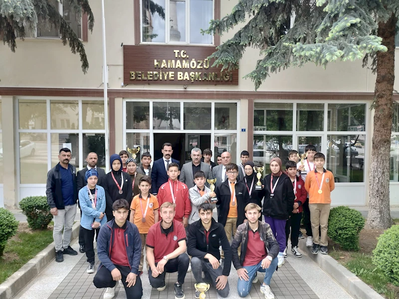 Şampiyonlardan Belediye Başkanımız Cihan DEMİR ’e Ziyaret.