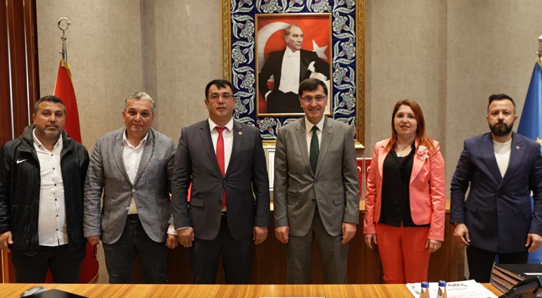 KÜTAHYA GAZETECİLER CEMİYETİ BAŞKANI’NDAN EYÜP KAHVECİ’YE HAYIRLI OLSUN ZİYARETİ