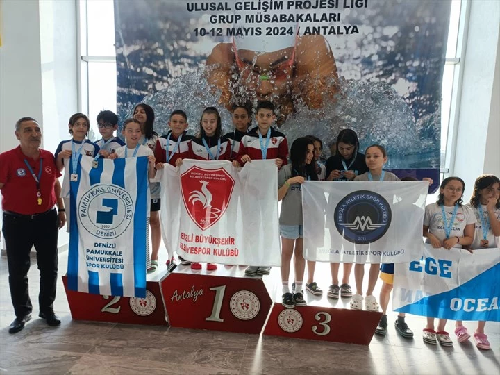 Büyükşehir Belediyespor başarılara doymuyor