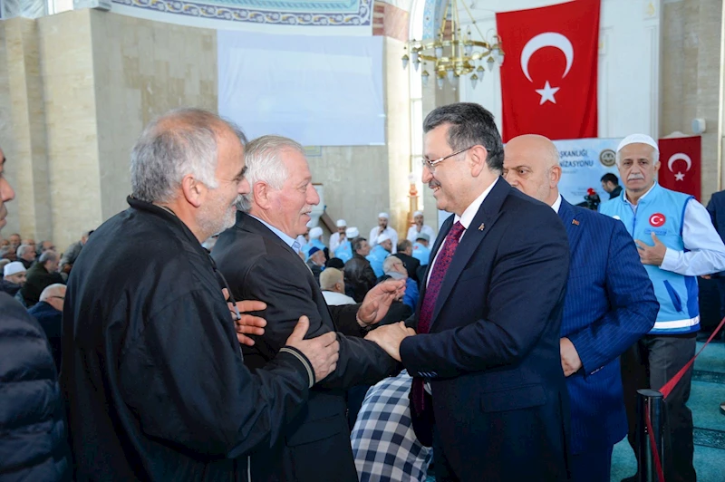 BAŞKAN GENÇ, HACI ADAYLARINI YALNIZ BIRAKMADI