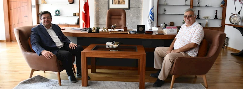 Başkan Erkek Konuklarını Ağırladı