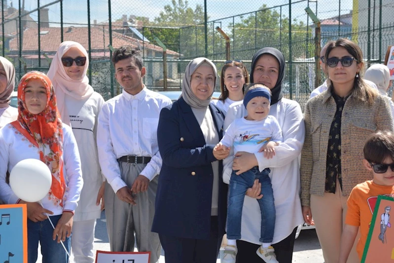 Her Adımda Kalplerimiz Daha da Yaklaşıyor