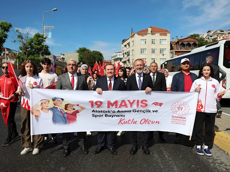 Eyüpsultan’da 19 Mayıs kutlamaları gençlik yürüyüşle başladı