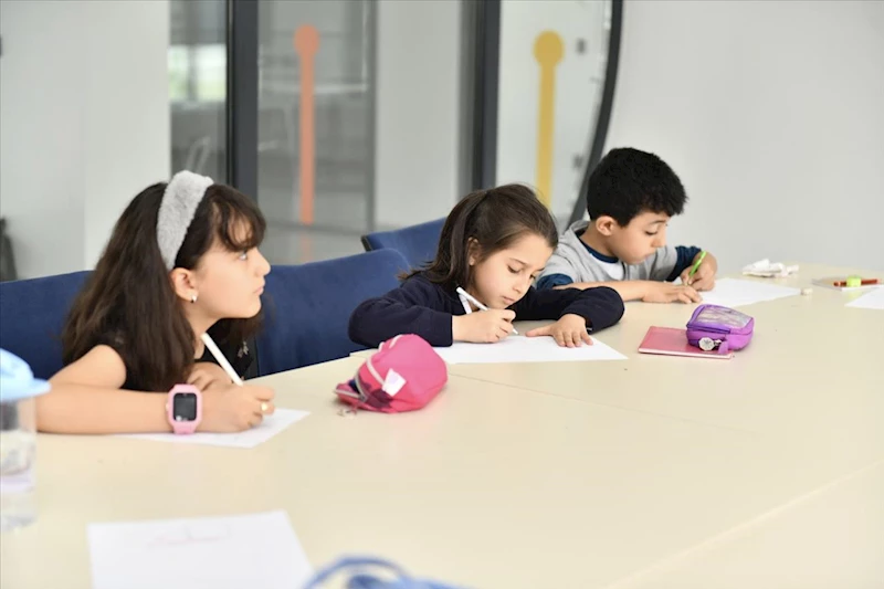 Geleceğin Mimarları ve Tarihçileri Burada Yetişiyor