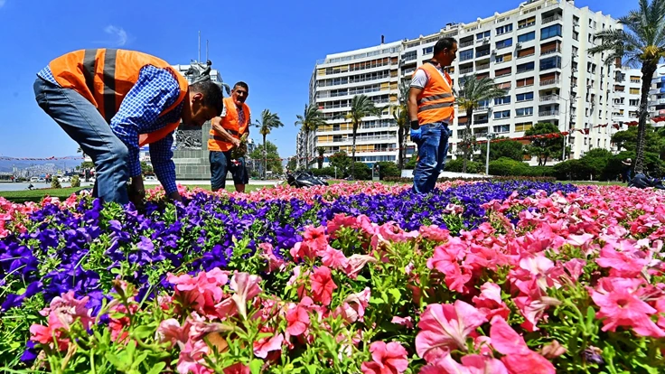 İzmir’de yıl boyunca bahar havası