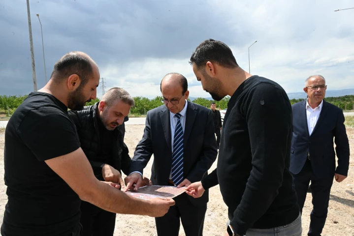 “Yaka İle Dilek Arasındaki Ulaşımı Rahatlatıyoruz”