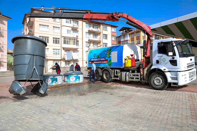 ÇÖP KONTEYNERLERİ DEZENFEKTE İŞLEMLERİ SIKLAŞTIRILDI