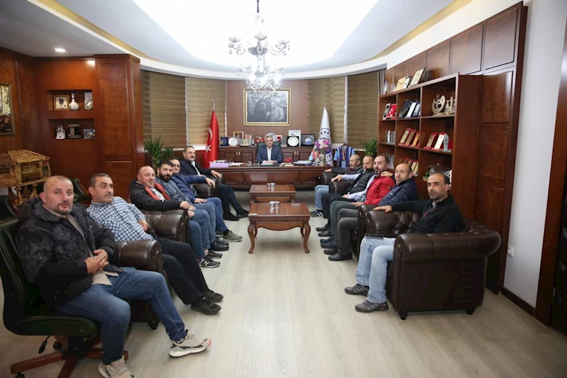 ESNAFLARIMIZDAN BAŞKANIMIZA HAYIRLI OLSUN ZİYARETİ