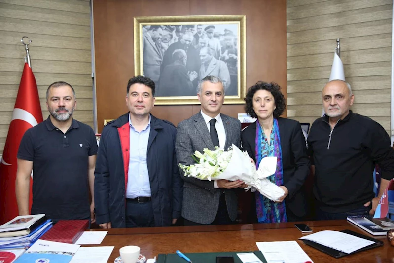 TMMOB MİMARLAR ODASI TRABZON ŞUBE YÖNETİMİNDEN BAŞKANIMIZA HAYIRLI OLSUN ZİYARETİ