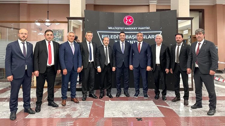 BAŞKAN BAŞER MHP KIZILCAHAMAM KAMPINA KATILDI