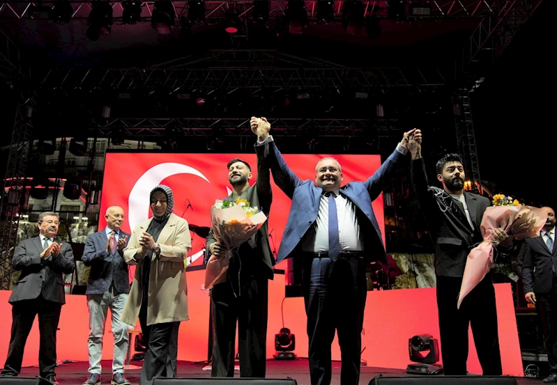 19 Mayıs gençlik meşalesi coşkulu konserle Keçiören’i aydınlattı