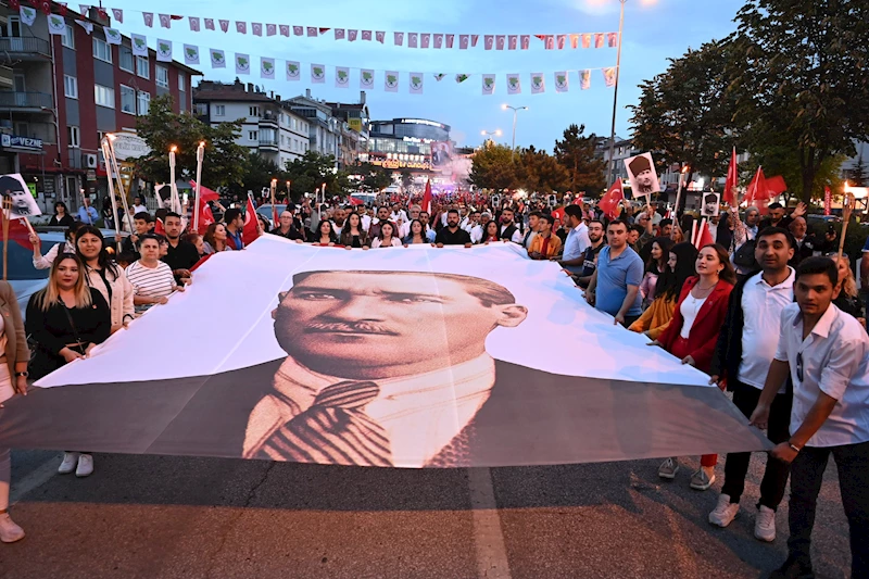 Mamak’ta 19 Mayıs Meşaleli Yürüyüş