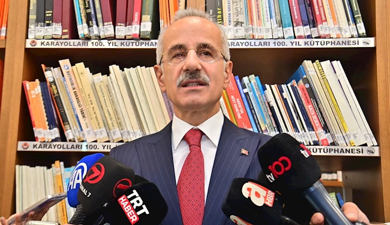 BAKAN URALOĞLU, İRAN CUMHURBAŞKANI REİSİ’Yİ ARAMA-KURTARMA ÇALIŞMALARINI DEĞERLENDİRDİ