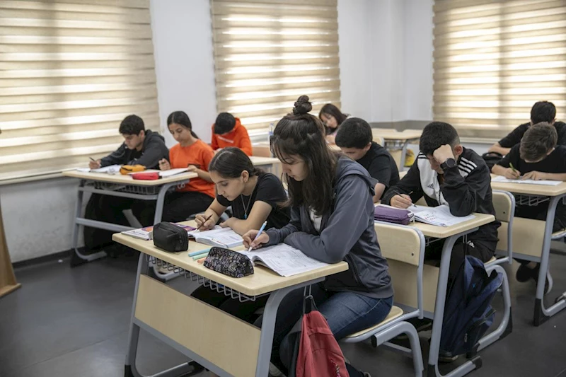 Öğrenciler Sınav Kaygısını Büyükşehirle Aşıyor