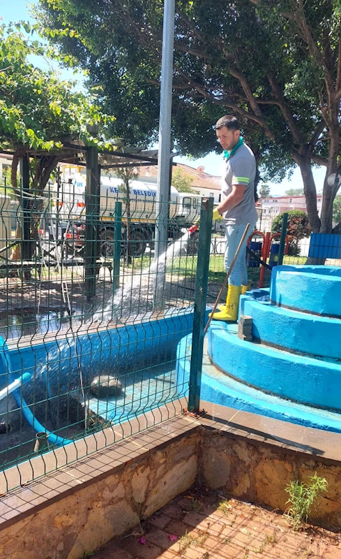 Kemer’deki havuzlarda bakım çalışmaları