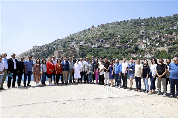 BAŞKAN ÖZÇELİK: ALANYA’YA NEFES VEREN DEĞERLERİ SUNACAĞIZ