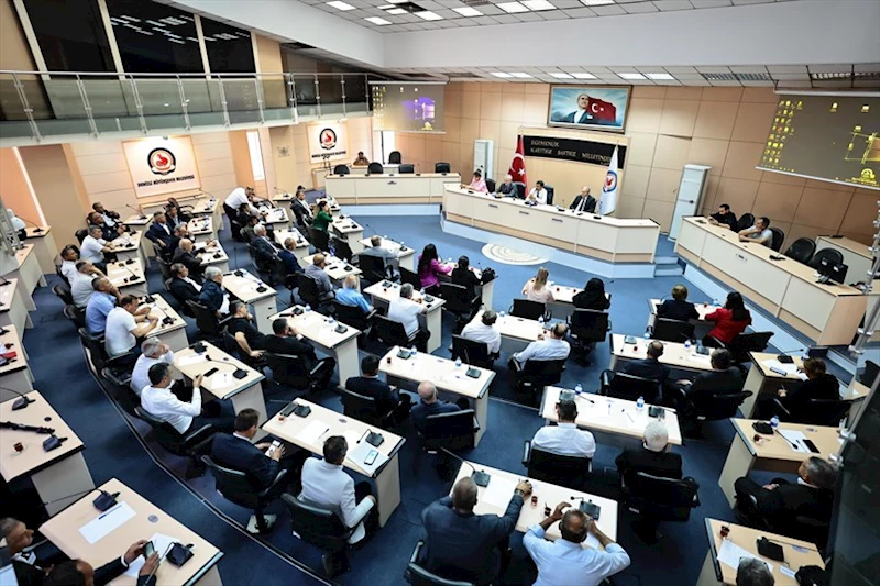 Başkan Çavuşoğlu muhtarlarla bir araya geldi
