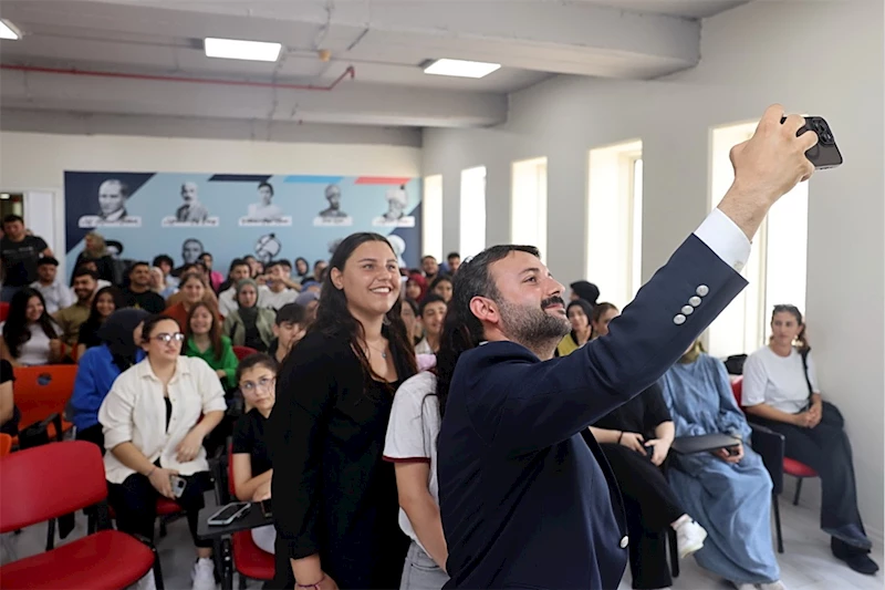 AKDENİZ BELEDİYESİ ETÜT MERKEZİNDE YILSONU ETKİNLİĞİ