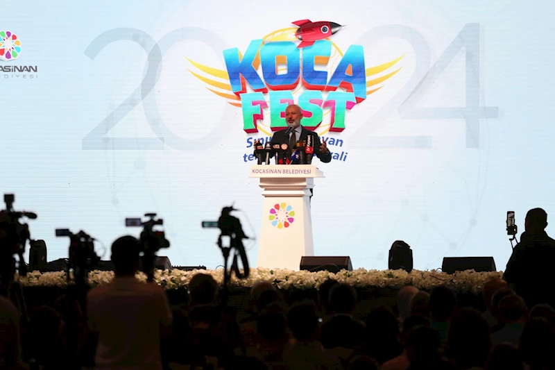 BAŞKAN ÇOLAKBAYRAKDAR, “KOCAFEST İLE TEKNOLOJİK DONANIMLI AKILLI ŞEHİRLER VE YENİ TÜRKİYE İNŞA EDECEĞİZ”