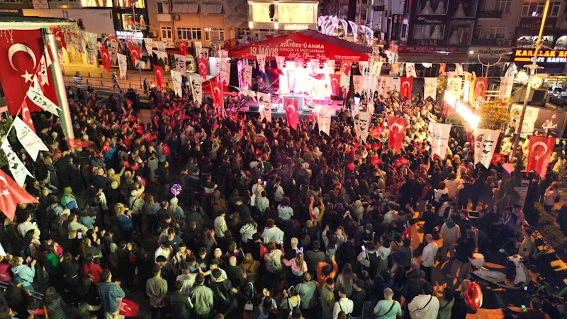 BAŞKAN HÜRRİYET, “YAŞASIN TÜRKİYE CUMHURİYETİ, YAŞASIN ATATÜRK GENÇLİĞİ”