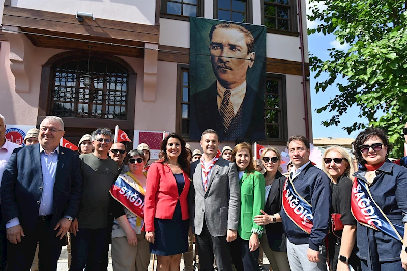 ‘Balıkesir Liseli Keşşaflar Müzesi’ açıldı