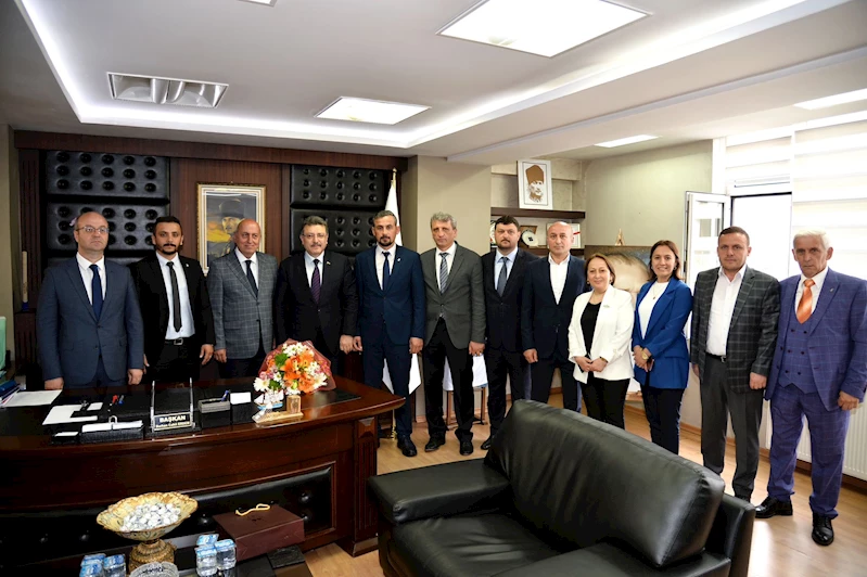 BAŞKAN GENÇ: BEŞİKDÜZÜ’NÜN SORUNLARINI EL BİRLİĞİYLE ÇÖZECEĞİZ