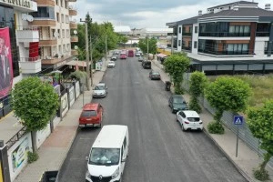 FREZE ÇALIŞMASI TAMAMLANAN YOLLAR ASFALT İLE BULUŞTU