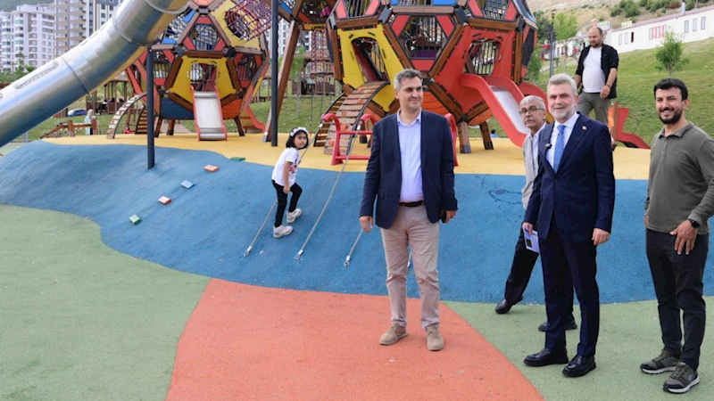 Başkan Görgel; “Şehir Genelinde 300 Personelle Yeşil Alanların Bakımını Sürdürüyoruz”