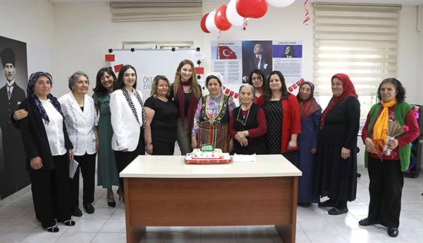 Çankayalı Kadınlar Okuma Yazma Sertifikalarını Aldı