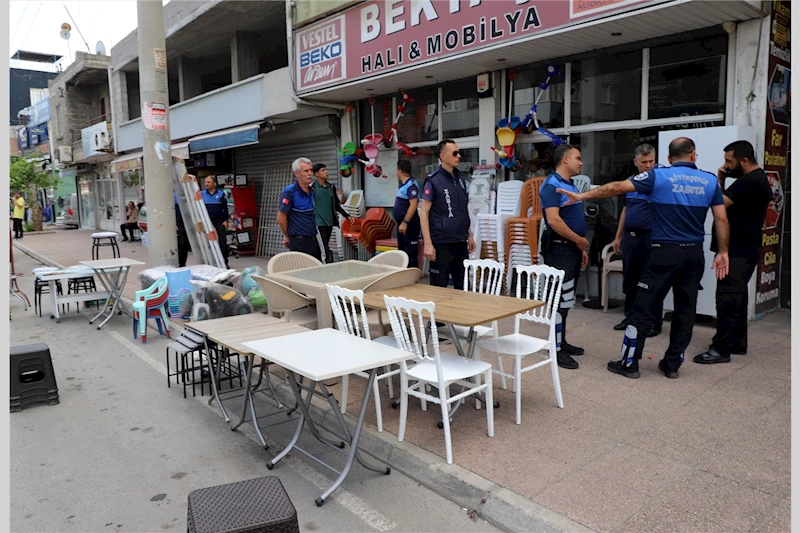 AKDENİZ ZABITASINDAN KALDIRIM İŞGALİ DENETİMİ