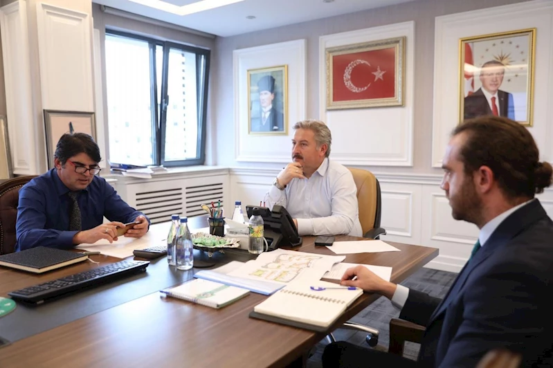 BAŞKAN PALANCIOĞLU VİZYON PROJELERİNİ HAYATA GEÇİRMEK İÇİN KOLLARI SIVADI